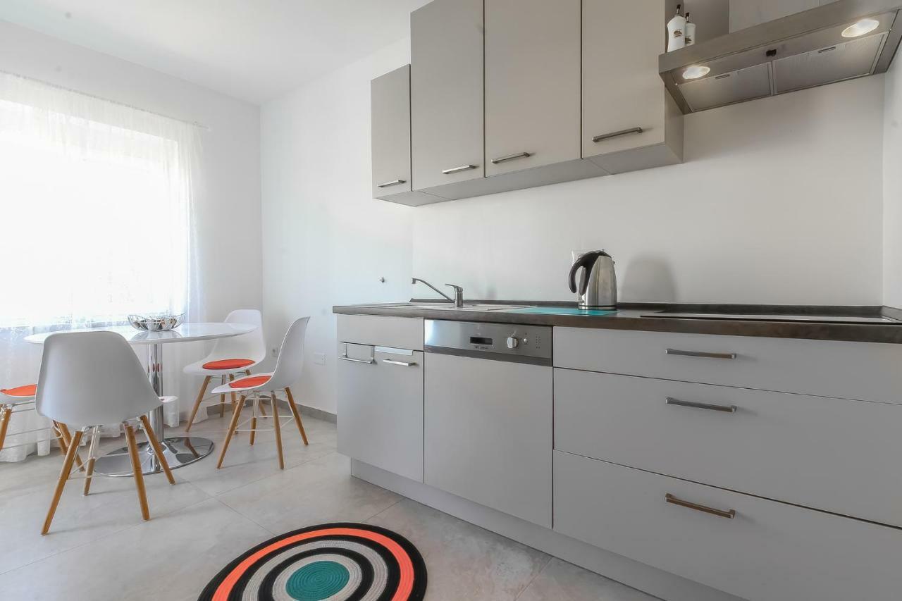 Saten Suite Apartment Near The Beach Porec Ngoại thất bức ảnh